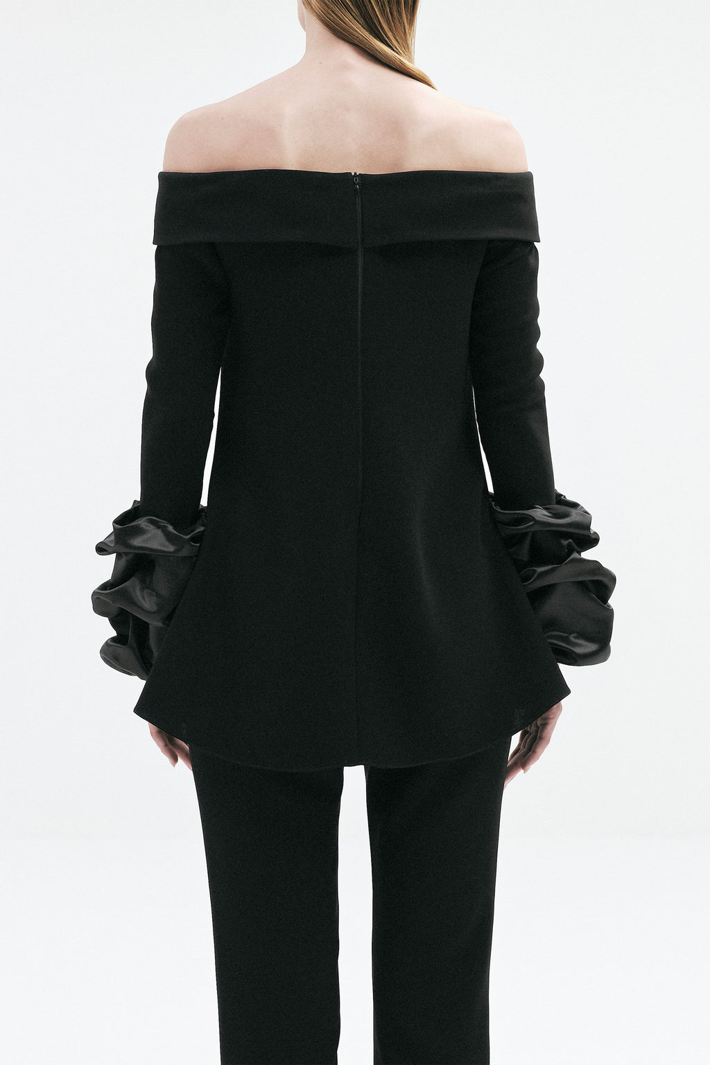 TOP BLACK WHITE