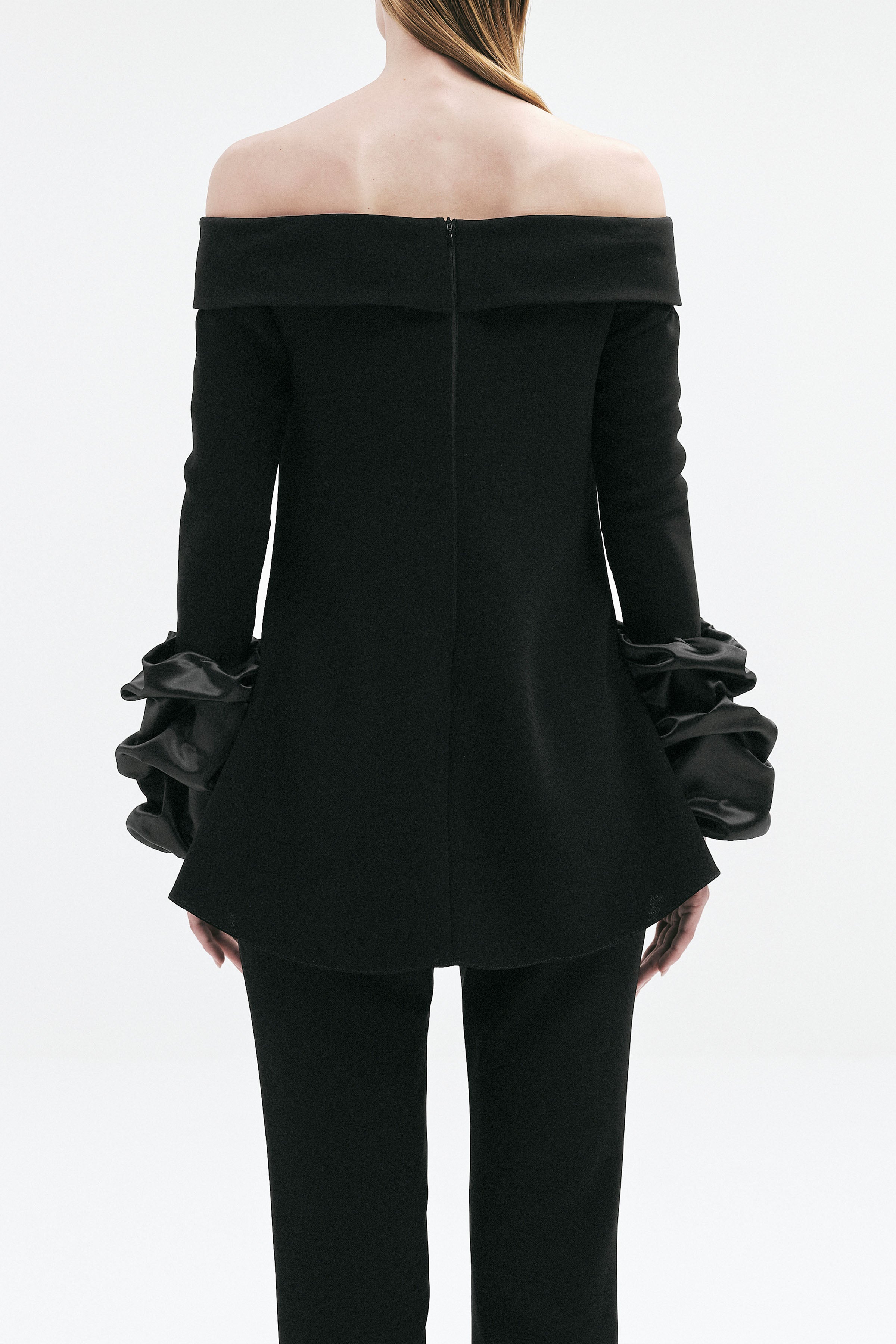 TOP BLACK WHITE