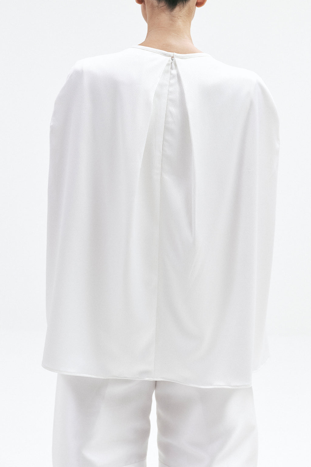 TOP BLACK WHITE