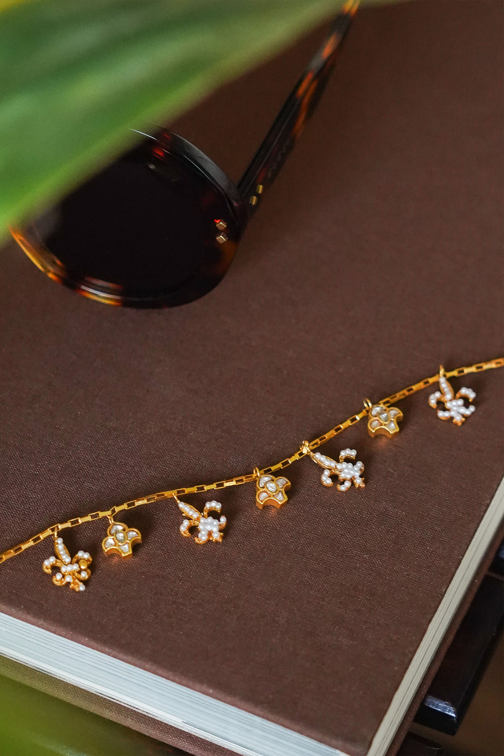 NECKLACE GOLD