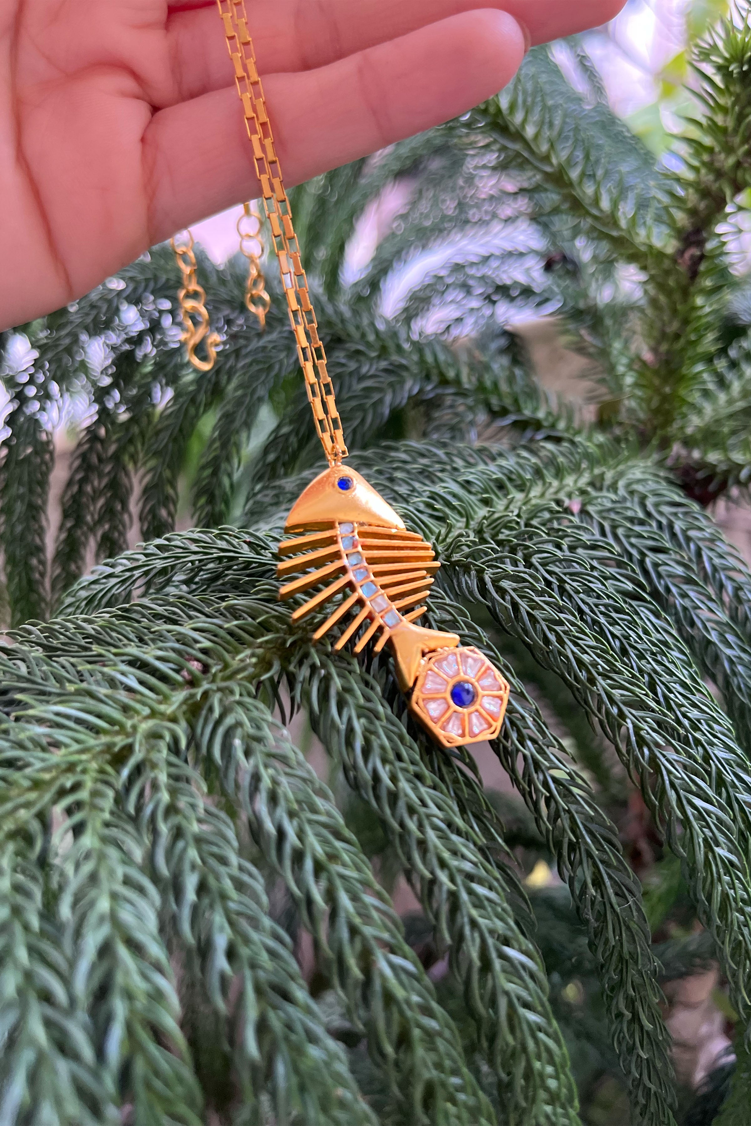 NECKLACE GOLD