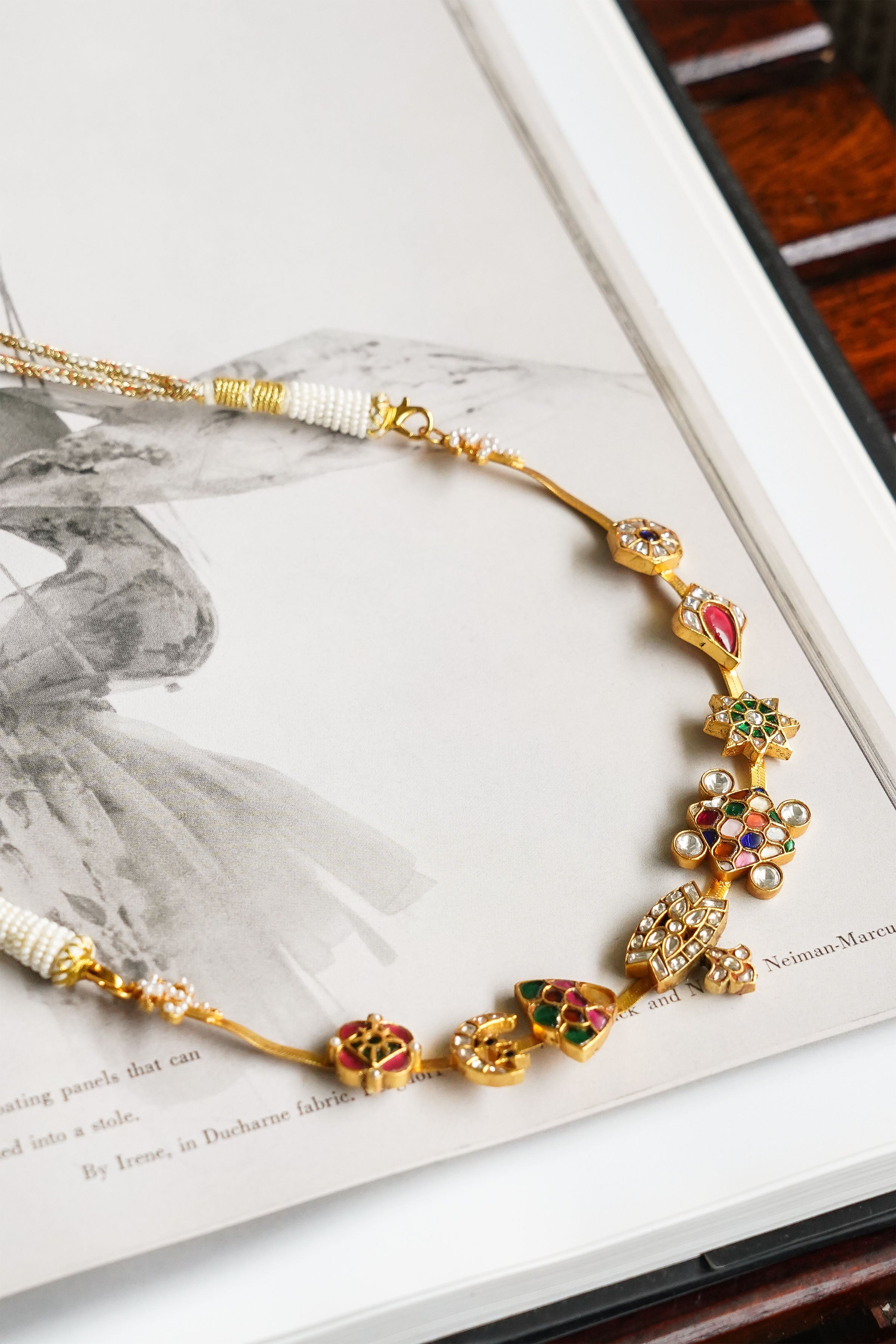 NECKLACE GOLD MULTI