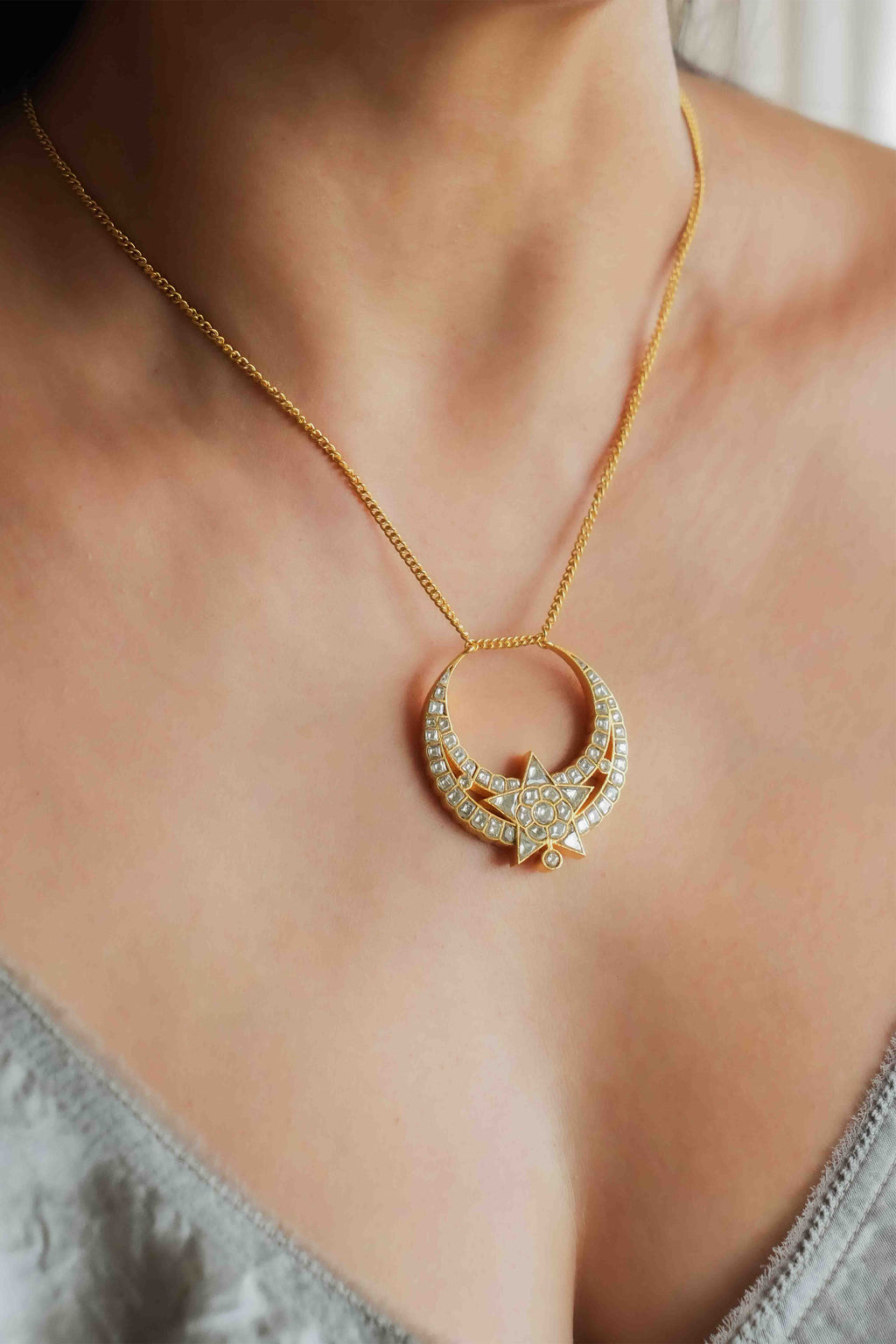 NECKLACE GOLD
