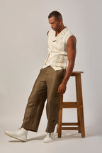 Monktree Vest Oatmeal Black