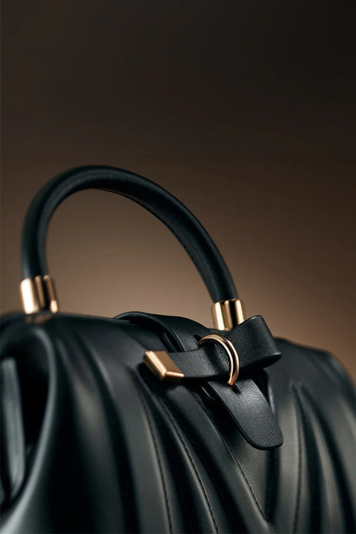 Black Clutch